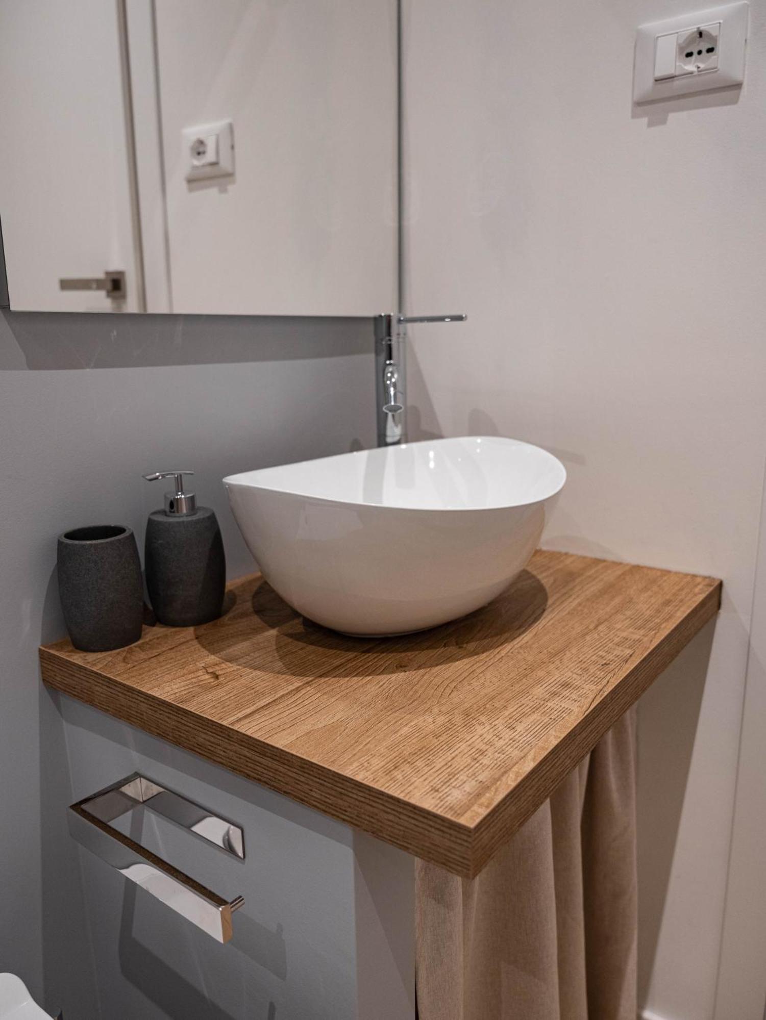 Moor Assarotti Suites - Genova City Center Zewnętrze zdjęcie