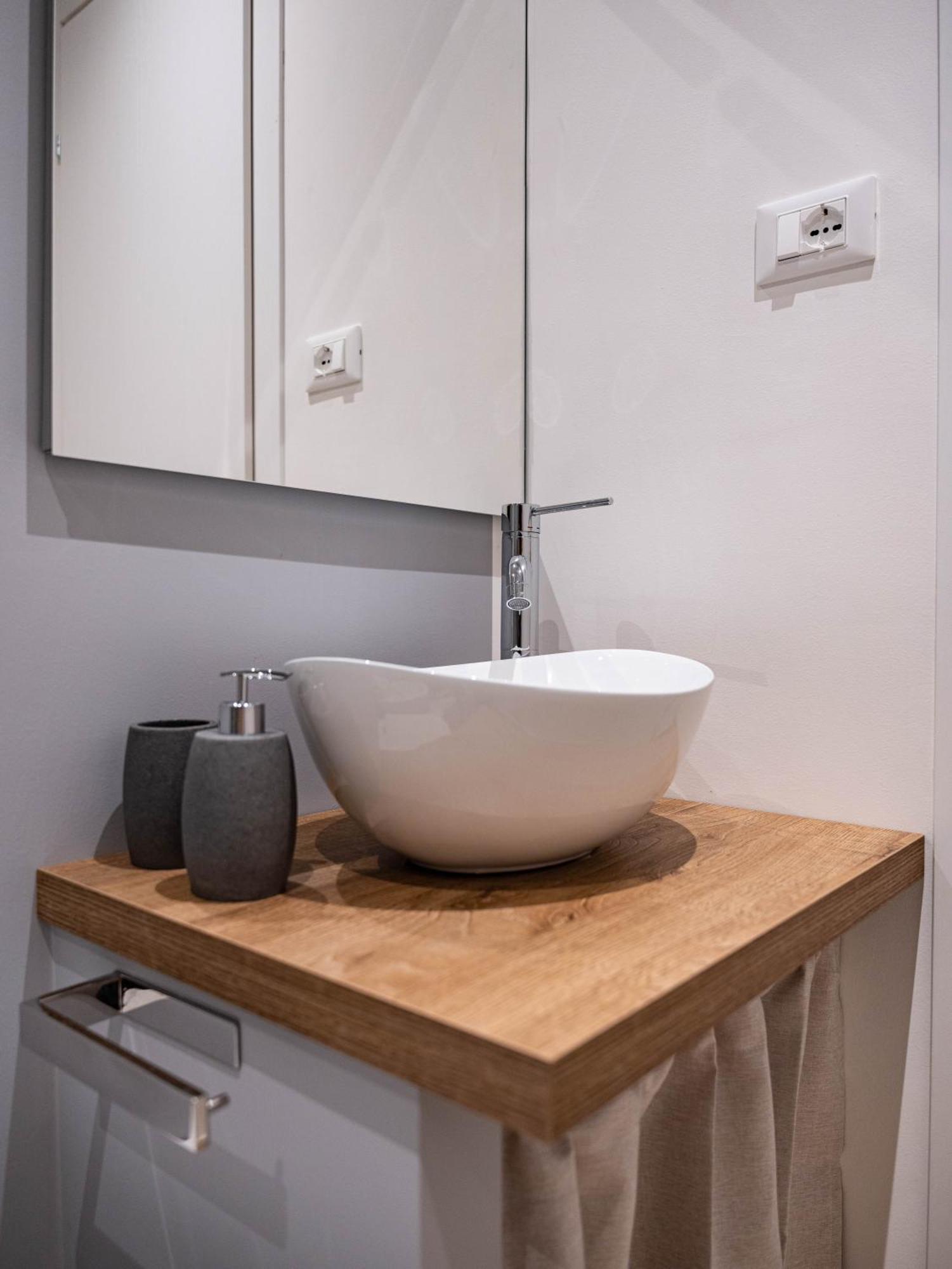 Moor Assarotti Suites - Genova City Center Zewnętrze zdjęcie